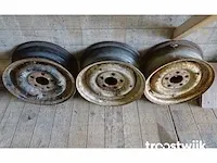 Collectie diverse vintage banden & velgen - afbeelding 3 van  32