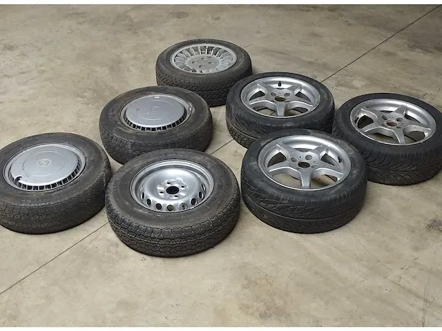 Collectie diverse wielen (inclusief banden) - afbeelding 12 van  30