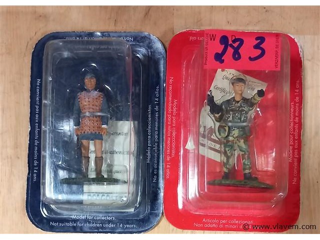Collectie figuren - afbeelding 1 van  1