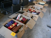 Collectie flessen en kokers - afbeelding 1 van  5