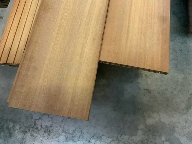 Collstrop 2v 16 m² parketvloer massief - afbeelding 1 van  5