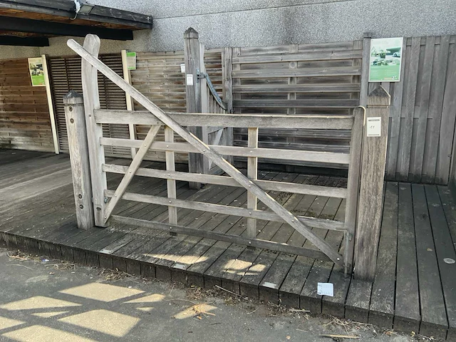 Collstrop enkele houten poort - afbeelding 1 van  8