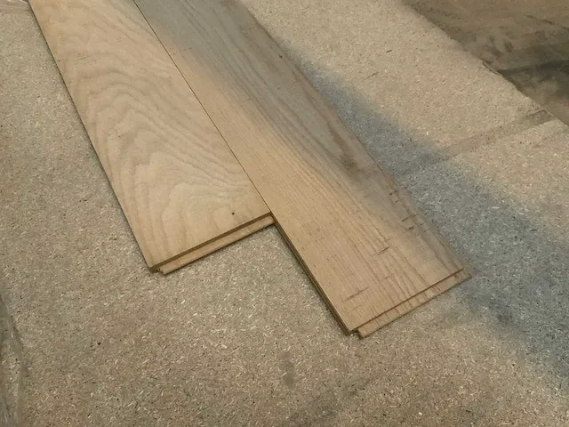 Collstrop ov 18 m² parketvloer massief - afbeelding 1 van  5