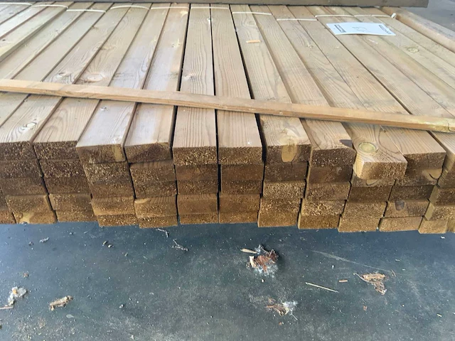 Collstrop partij gevelbekleding onderlat - afbeelding 4 van  5