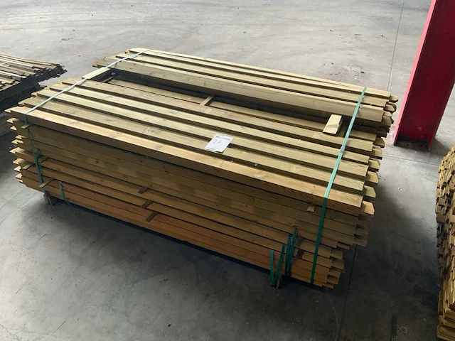 Collstrop partij onderdelen voor houten tuinomheining - afbeelding 1 van  5