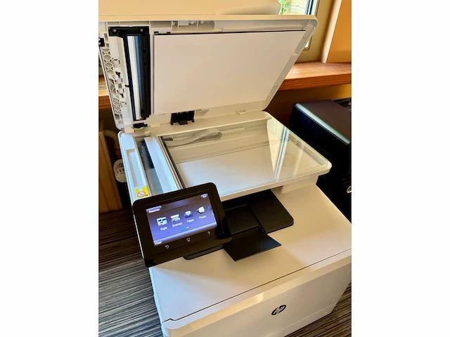 Color laser mfp m477fnw jet pro laserprinter - afbeelding 2 van  2