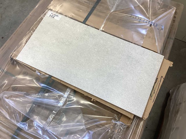 Colorker neolith moon mat wandtegel 29,5x59,5 cm 24 m² - afbeelding 4 van  5