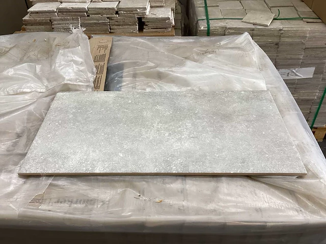 Colorker new beton light grey mat wandtegel 30,5x60,5 cm 70,86 m² - afbeelding 2 van  7