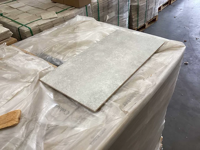 Colorker new beton light grey mat wandtegel 30,5x60,5 cm 70,86 m² - afbeelding 3 van  7