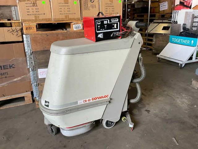 Comac cb40 schrobmachine - afbeelding 2 van  8