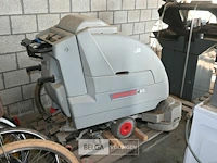 Comac media 26 schrobmachine - afbeelding 1 van  10