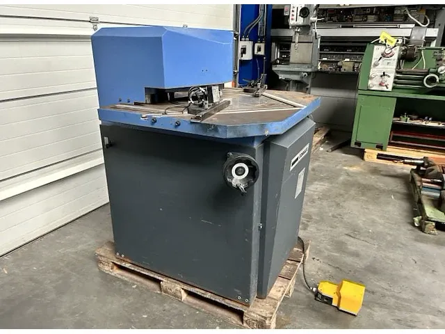 Comaco var225/6 hydraulische uithoekschaar - afbeelding 4 van  9