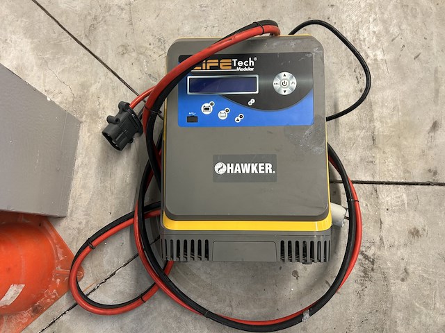 Comax tripla 6511 veeg -en schrobmachine - bj 2009 - afbeelding 2 van  5