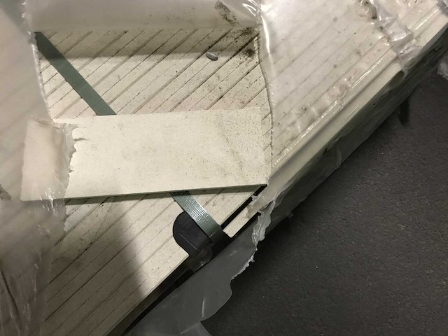 Combe brune verzoet natuursteen plinten 70,4 lm - afbeelding 1 van  3