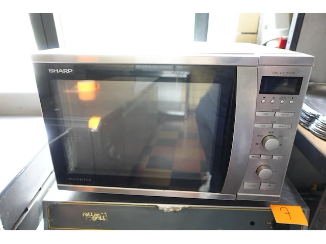 Combi-microgolfoven sharp - afbeelding 1 van  4