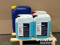 Combi van 3 professionele vaatwasproducten - afbeelding 1 van  4