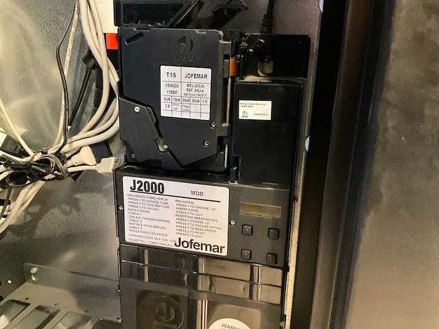 Combinatie van 2 verkoopautomaten jofemar vision get. esplus v6 c - afbeelding 10 van  22