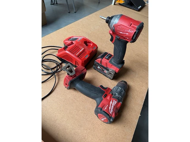 Combiset milwaukee, accu boor- en vijsmachine - afbeelding 6 van  14
