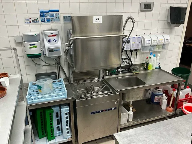 Comenda pc09-r korvenvaatwasmachine - afbeelding 1 van  9