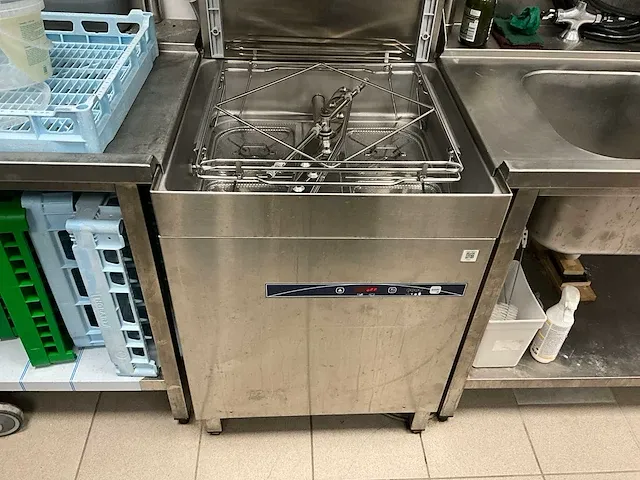 Comenda pc09-r korvenvaatwasmachine - afbeelding 2 van  9