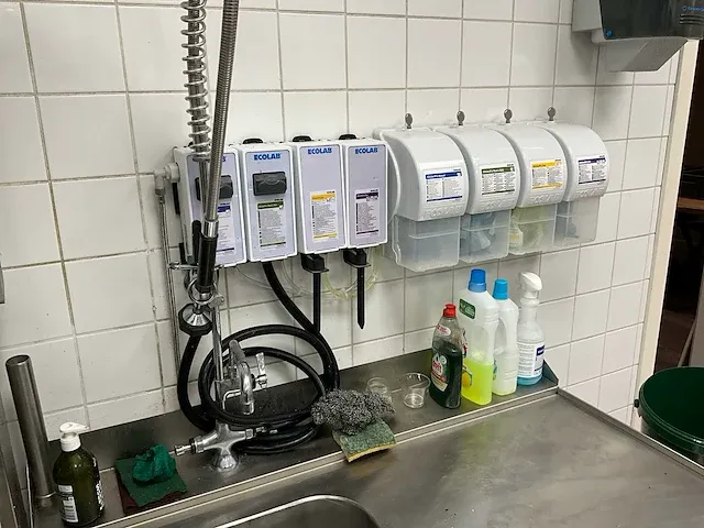 Comenda pc09-r korvenvaatwasmachine - afbeelding 6 van  9