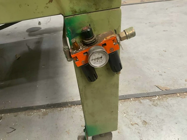 Comil dubbele transportband- houtbewerking - houtbewerkingsmachines - afbeelding 4 van  6