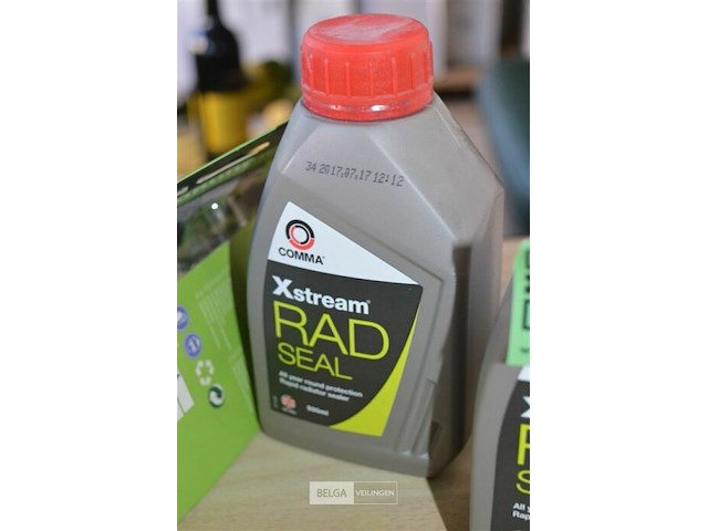 Comma xtream radiator hersteller en lampenset - afbeelding 1 van  2