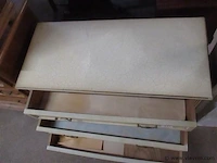 Commode - afbeelding 2 van  2