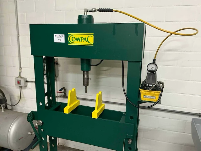 Compac hp40 werkplaatspers - afbeelding 2 van  9