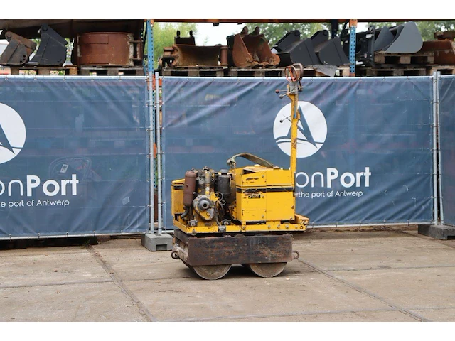 Compactor hatz dm 702 diesel - afbeelding 1 van  1