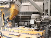 Complete betoncentrale bestaande uit silo's, betonmixer, aanvoerbanden enz - afbeelding 6 van  6