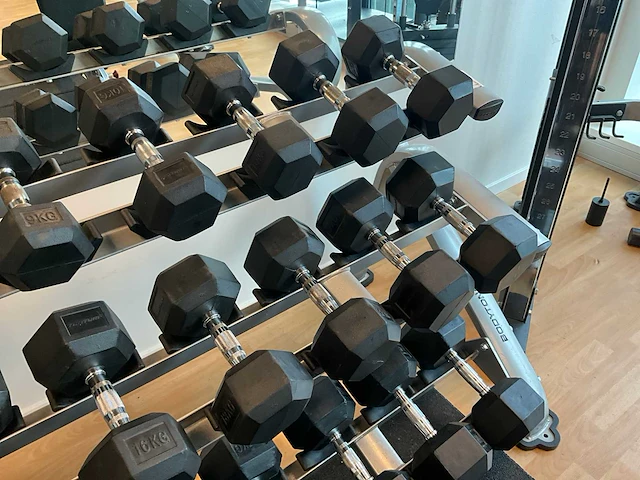 Complete halterset tunturi 8-30kg + rack bodytone - afbeelding 7 van  12