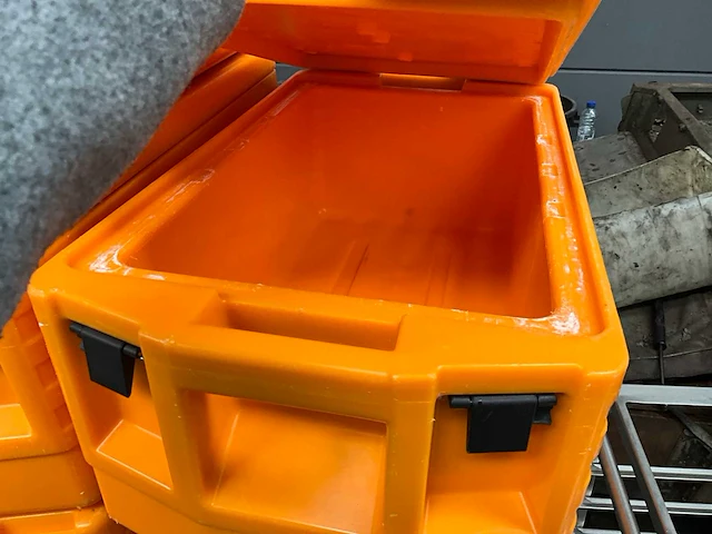 Complete inboedel keuken restaurant. - afbeelding 17 van  25
