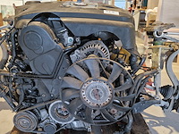 Complete motor volkswagen 1.9 tdi, (subframe, draagarm, fuse, veringen, cardans, manuele versnellingsbak, 160.000 km op de motor) referentienummer motor: 038103373r) - afbeelding 2 van  4