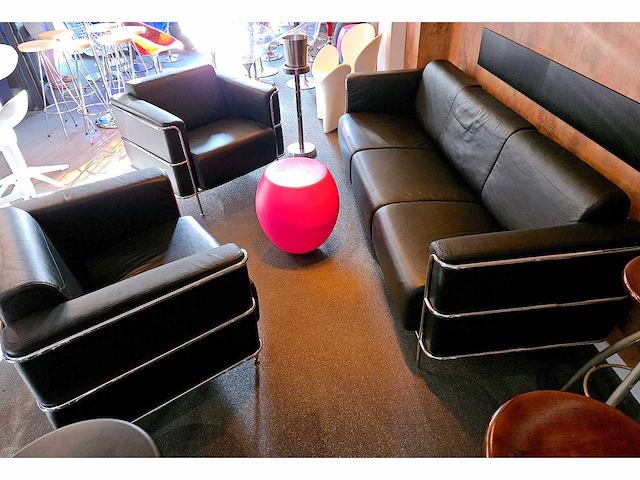 Complete set: lederen design-salon, in pedrali-stijl - afbeelding 2 van  7