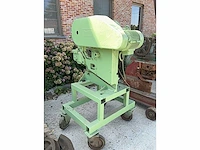 Compressor - draadsnijder - plaatschaar - buizenplooier - ijzerknipper - afbeelding 14 van  19