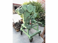 Compressor - draadsnijder - plaatschaar - buizenplooier - ijzerknipper - afbeelding 15 van  19