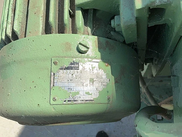 Compressor - draadsnijder - plaatschaar - buizenplooier - ijzerknipper - afbeelding 16 van  19