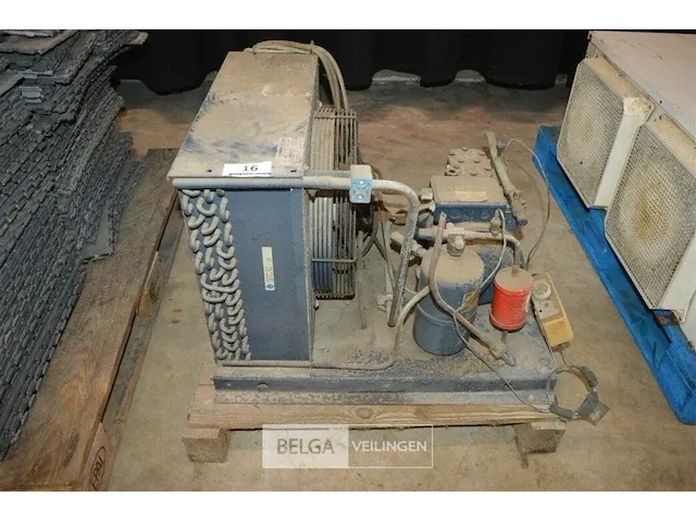 Compressor - zonder verdere gegevens - afbeelding 1 van  2