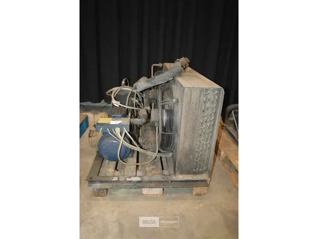 Compressor - zonder verdere gegevens - afbeelding 1 van  4