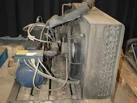 Compressor - zonder verdere gegevens - afbeelding 1 van  4