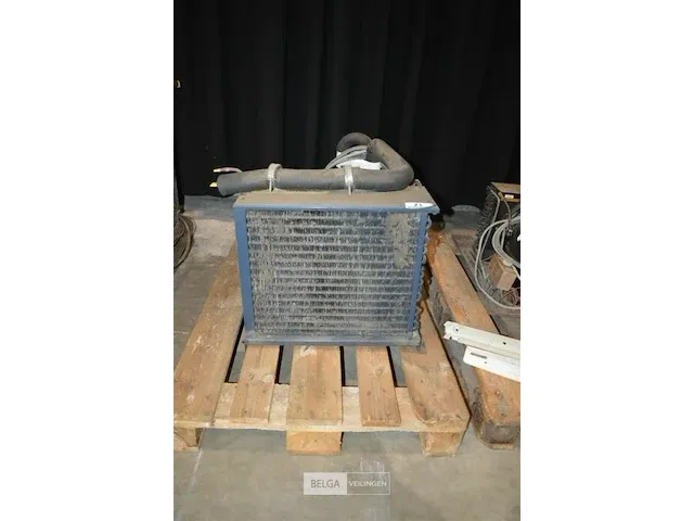 Compressor - zonder verdere gegevens - afbeelding 1 van  4