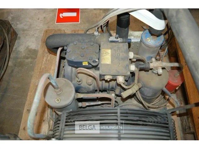 Compressor - zonder verdere gegevens - afbeelding 4 van  4