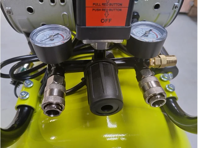 Compressor 100 liter olievrij stahlkaiser - afbeelding 9 van  11