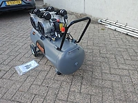 Compressor 100 liter olievrij - afbeelding 10 van  15