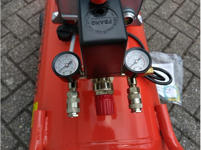 Compressor 100 liter - afbeelding 6 van  9