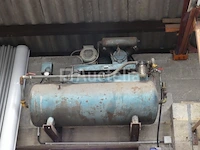 Compressor 300 liter (vintage) merk en model onleesbaar - afbeelding 2 van  3