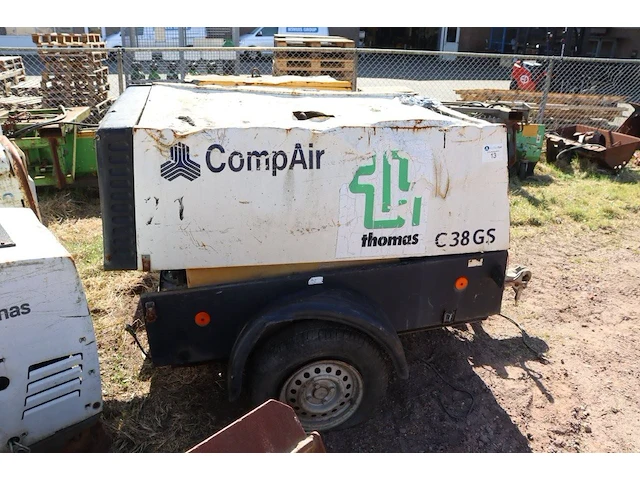 Compressor aanhangwagen compair c38gs 2004 - afbeelding 1 van  1