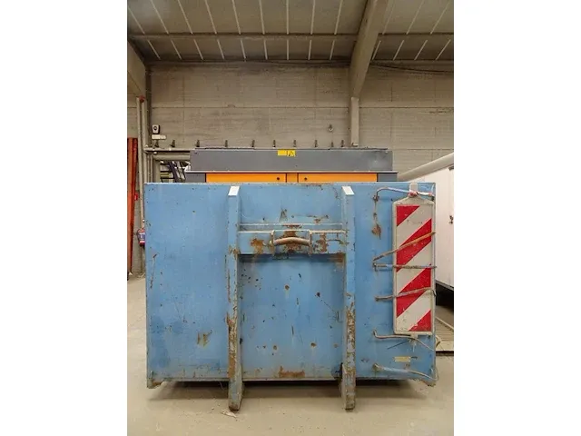 Compressor atlas copco op slee - afbeelding 6 van  13