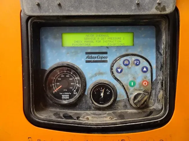 Compressor atlas copco op slee - afbeelding 10 van  13